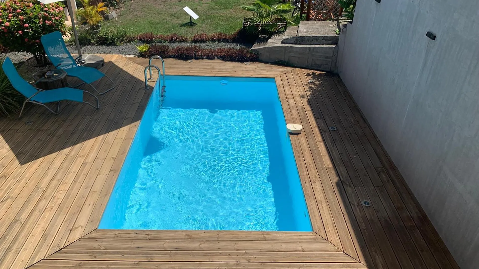 Bas De Villa De 3 Chambres Et Spa Vieux-Habitants 0*,  Guadeloupe